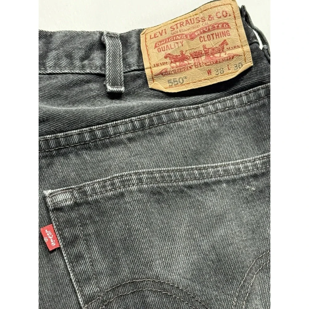Levis 550 Black denim Jeans‎ Mens 38x30 Relaxed fit Distressed Fray Casual Pant